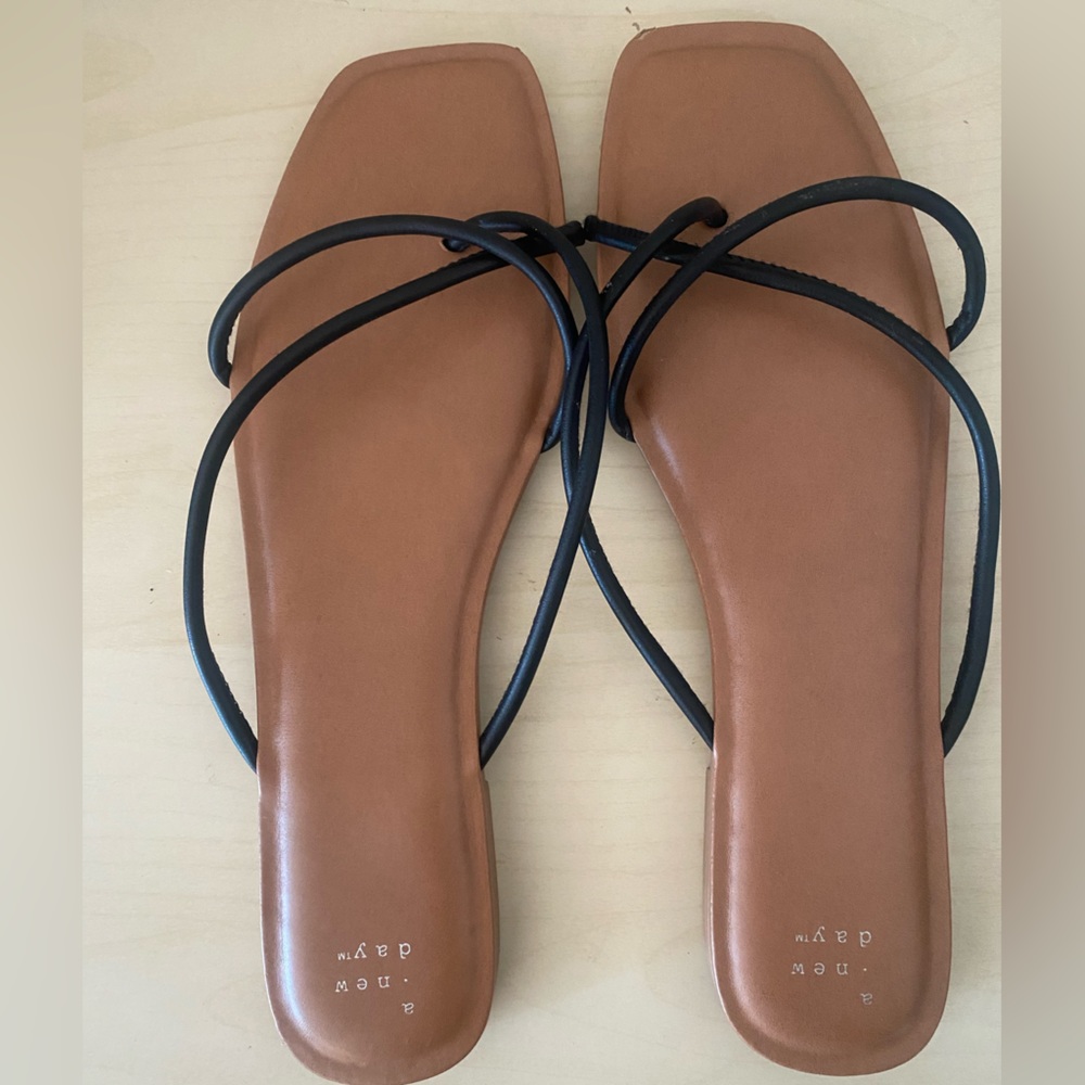 Black Strap Sandals Sz 11